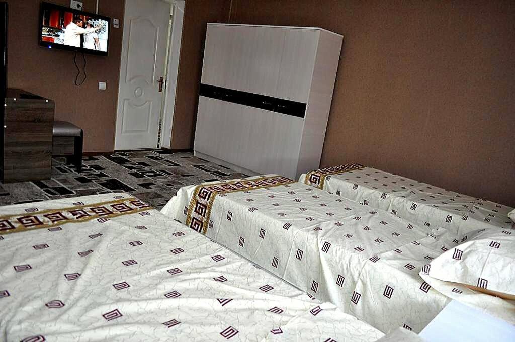 Sakho Hotel-Hostel Dusjanbe Exteriör bild